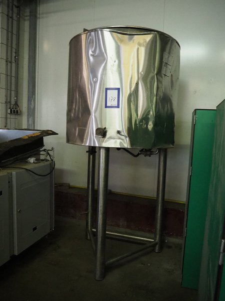 Tanque de acero inoxidable - desperfectos exteriores