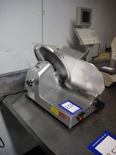 Cortadora de Fiambres - ADE