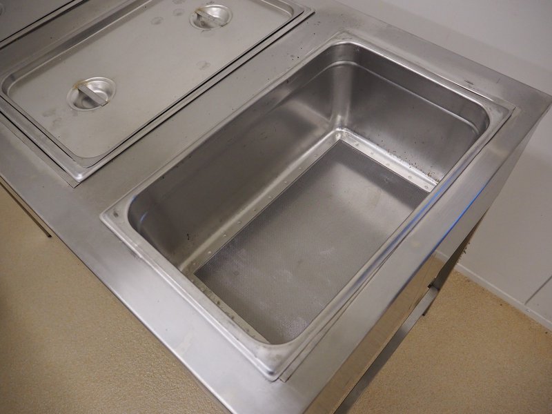 Dispensador de comida a baño maría