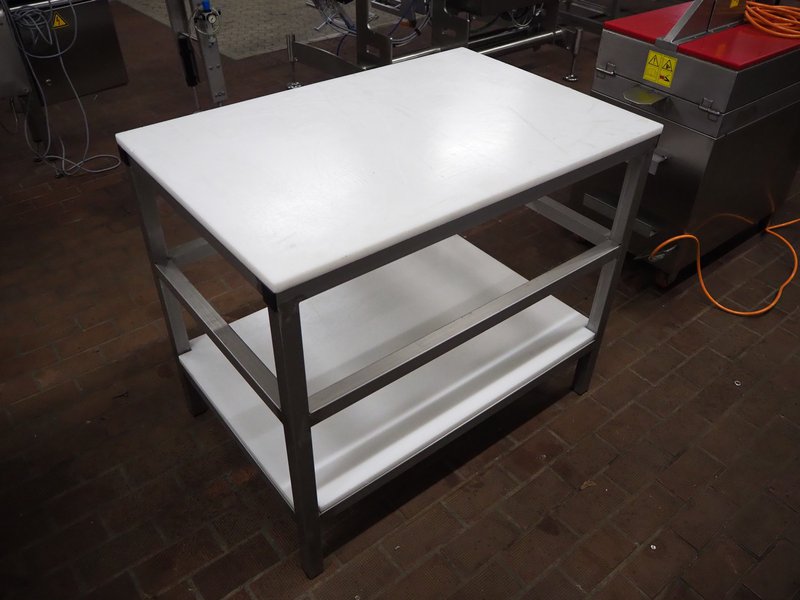 Mesa de acero inoxidable más encimera plástica