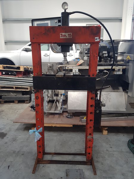 Prensa hidráulica industrial